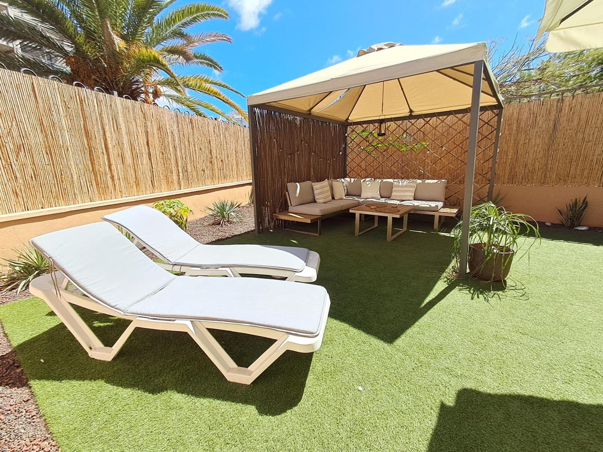 Spacious Apartment With Large Private Garden In Palm Mar Екстер'єр фото